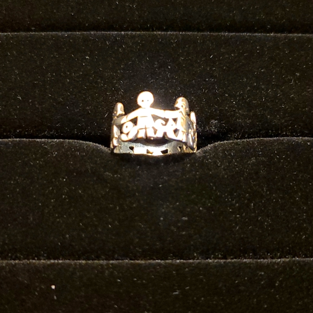 James Avery Sterling Silver Paper Doll Childern Infinity Ring Retired Size 5.5
